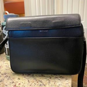 Matt & Nat Vegan Leather Crossbody Bag